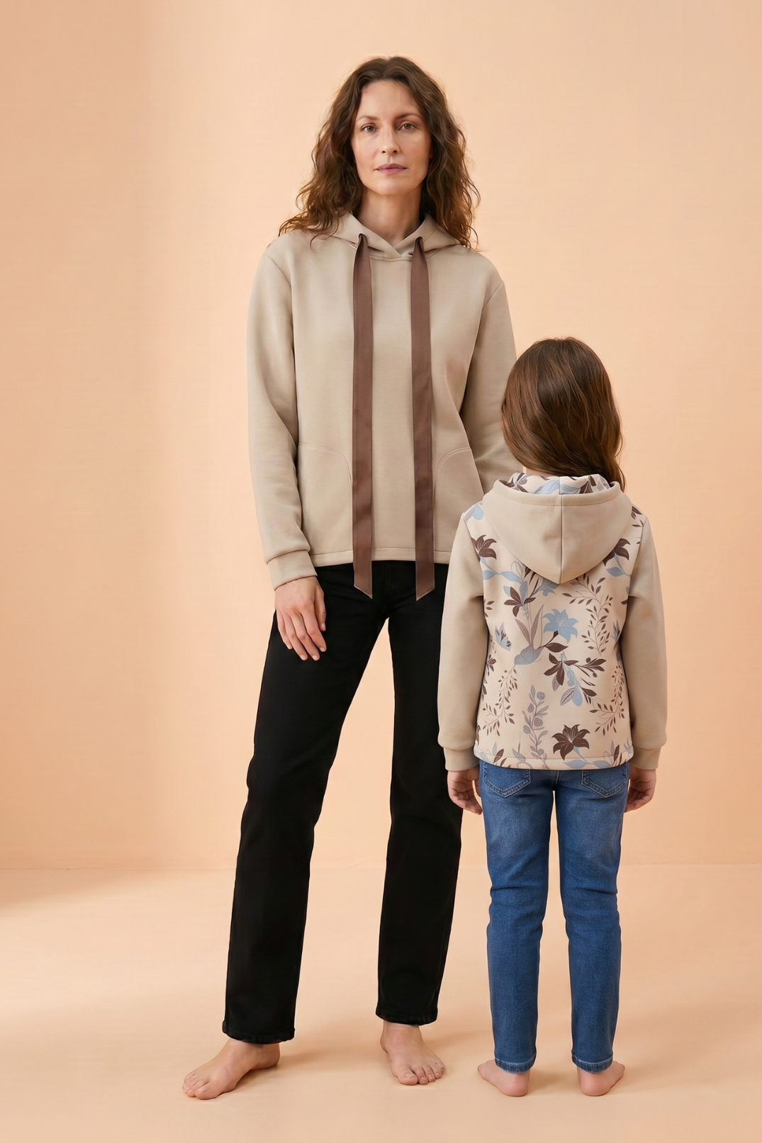 Duo Hoodie Mamá e Hija | OchoCinco x Anda Lucia