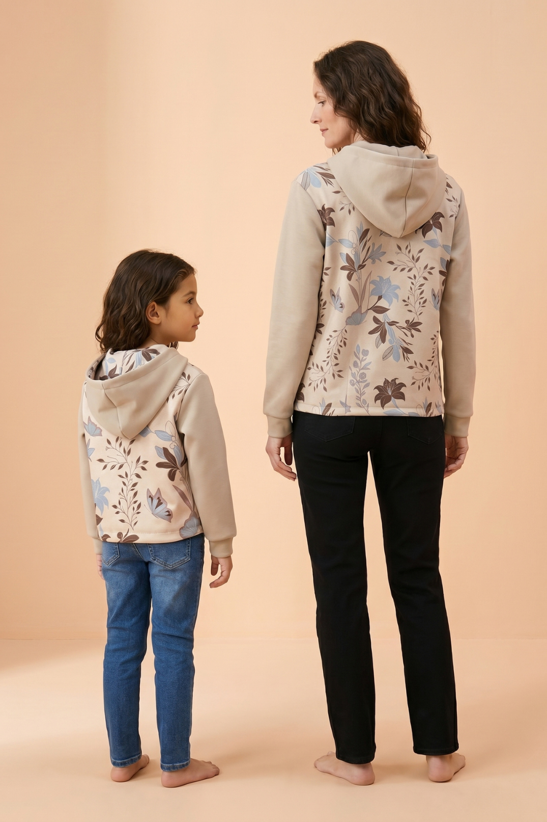 Duo Hoodie Mamá e Hija | OchoCinco x Anda Lucia