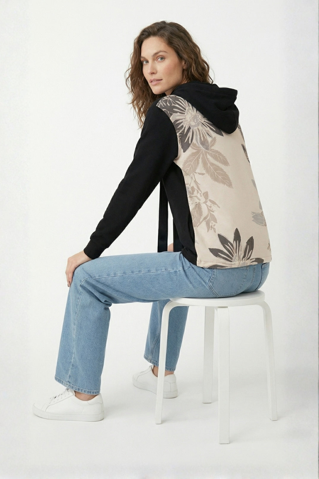 Hoodie Nevado Chulupa Negra