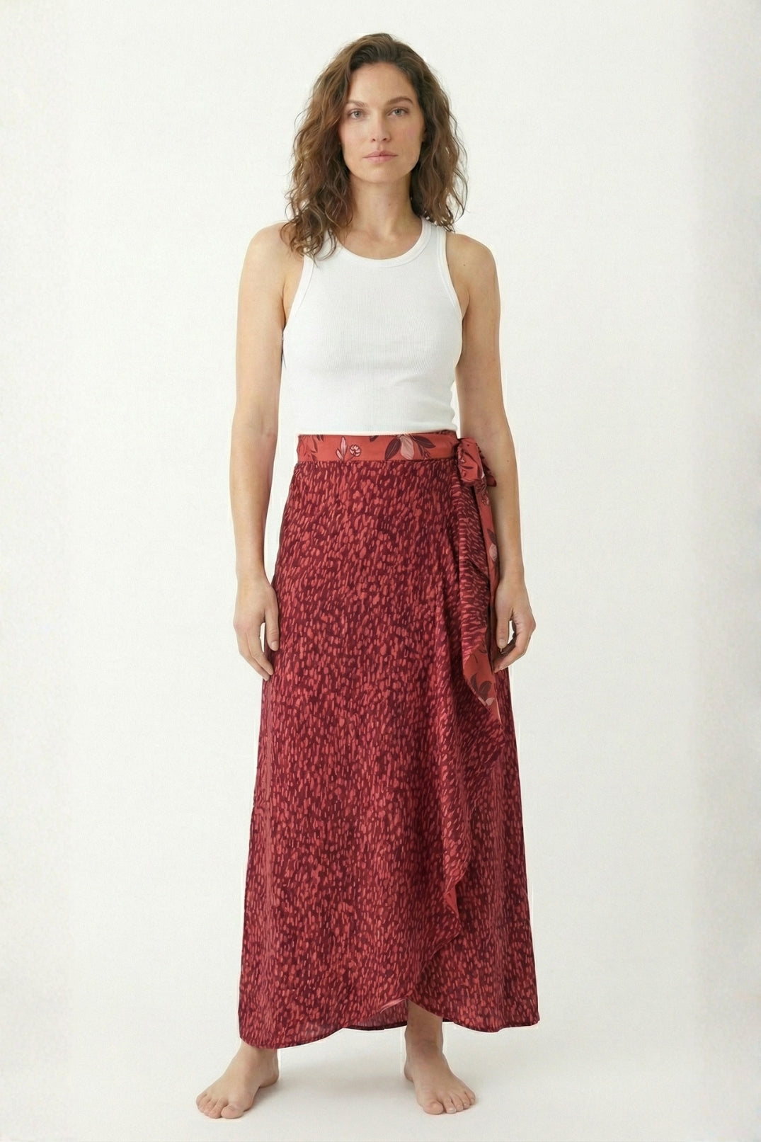 Falda Yuma Puntos Burgundi