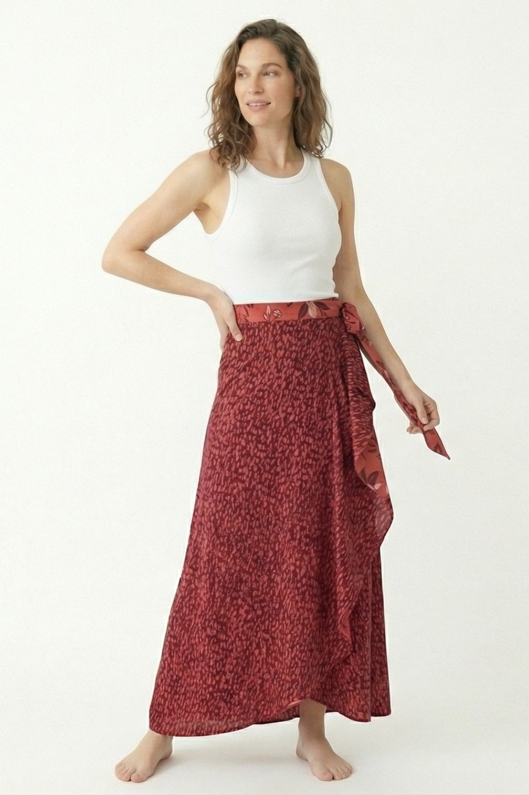 Falda Yuma Puntos Burgundi