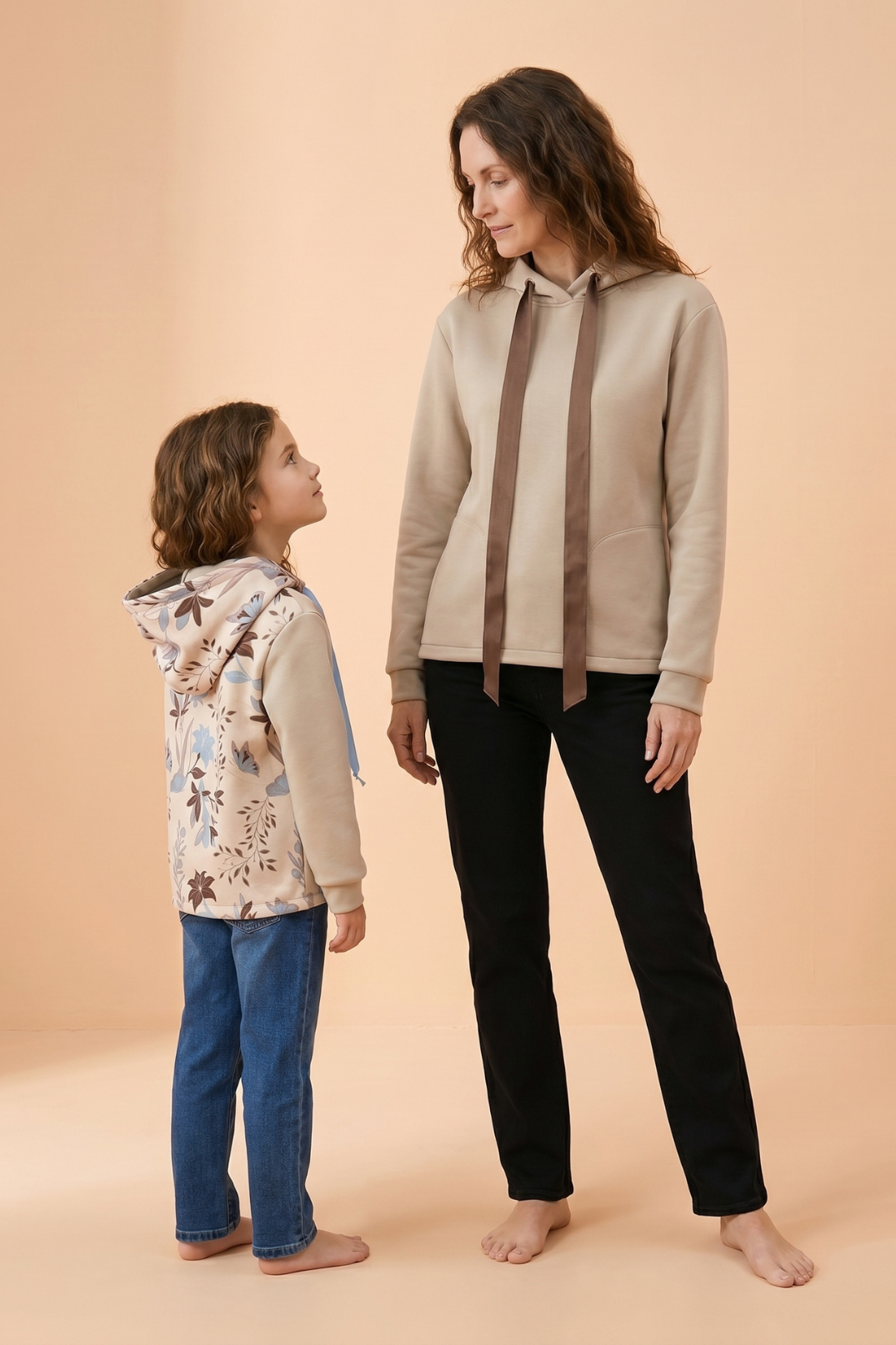 Duo Hoodie Mamá e Hija | OchoCinco x Anda Lucia
